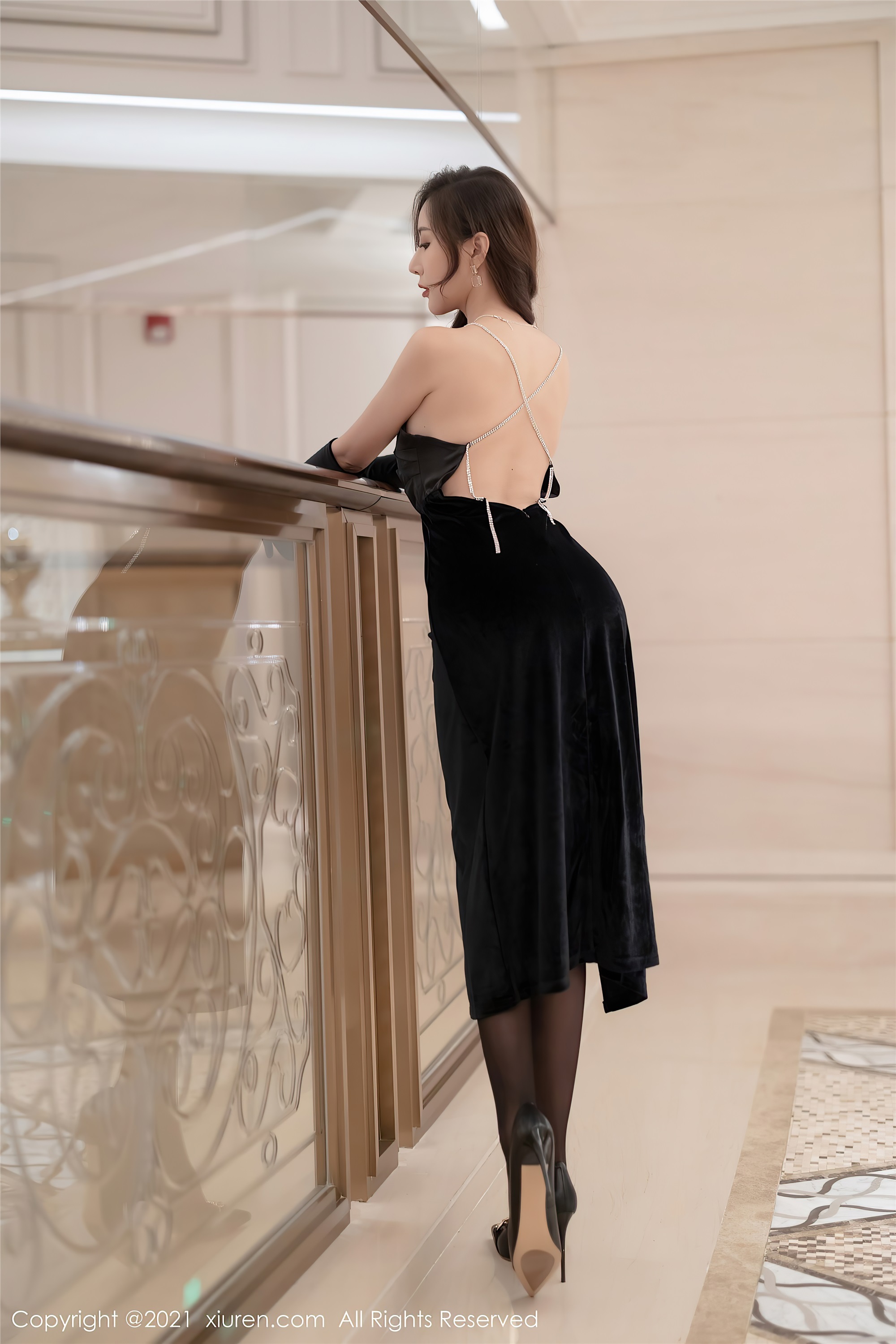 Xiuren秀人网 2021.10.22 NO.4101 王馨瑶yanni